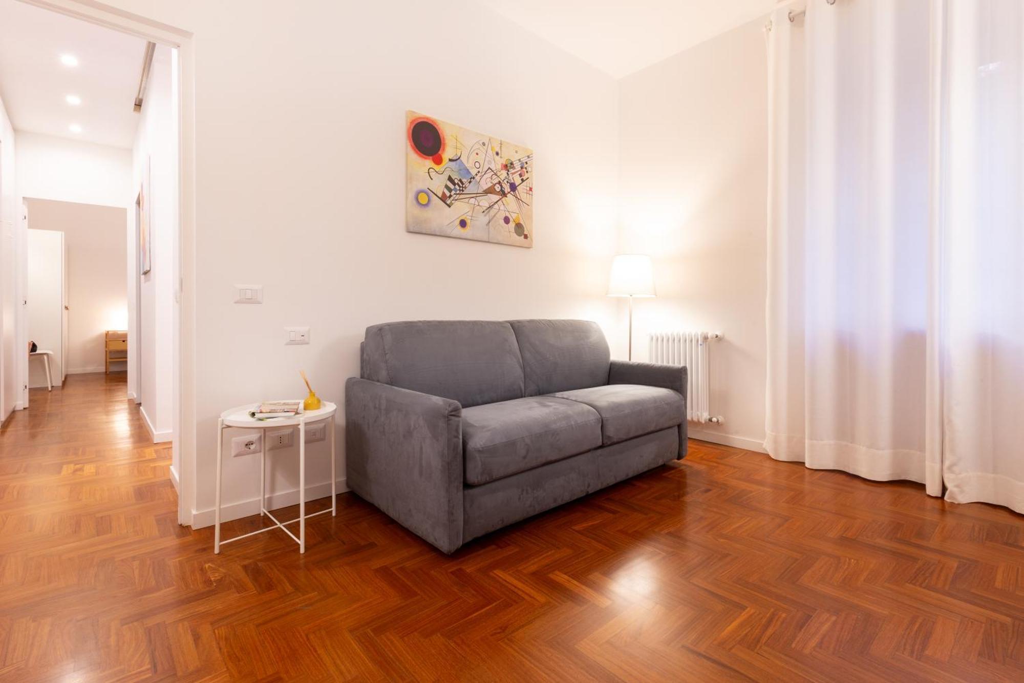 Apartment Poggioli House Up 4pp Policlinico